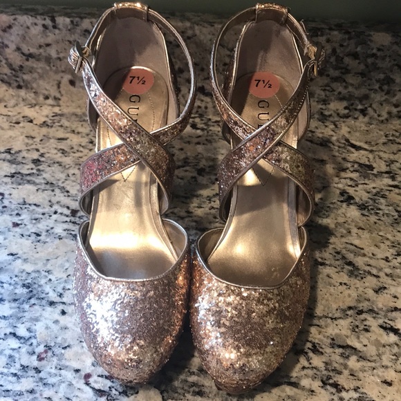 Guess Gold Glitter Heels - Picture 2 of 8